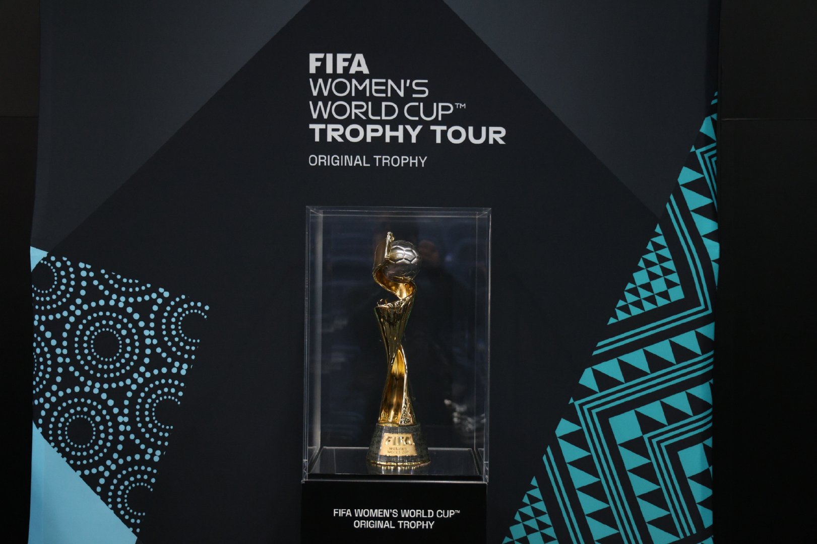 超高克重特种纸名片设计欣赏